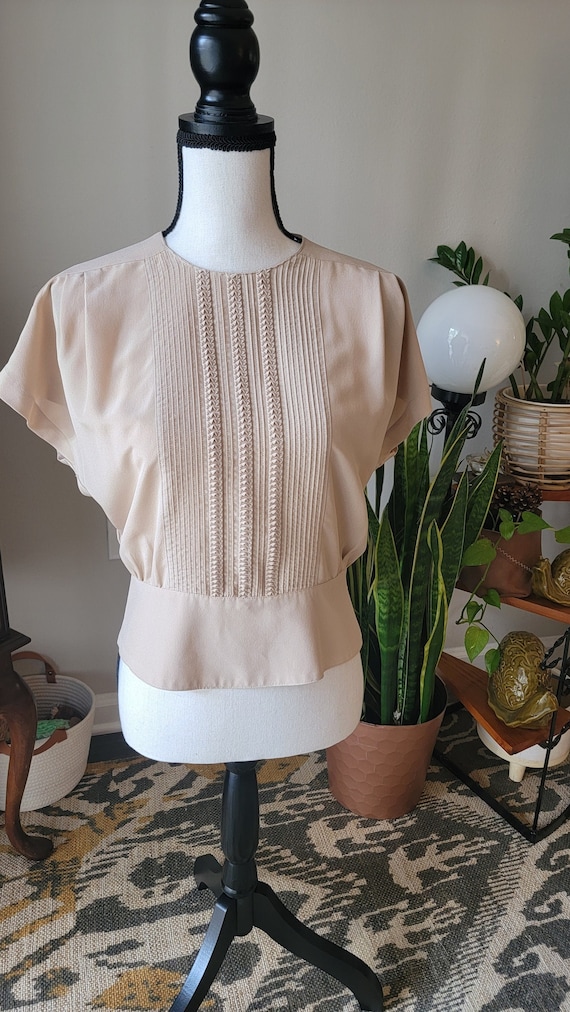 Vintage Beige Fitted Blouse with Button Up Back S… - image 1