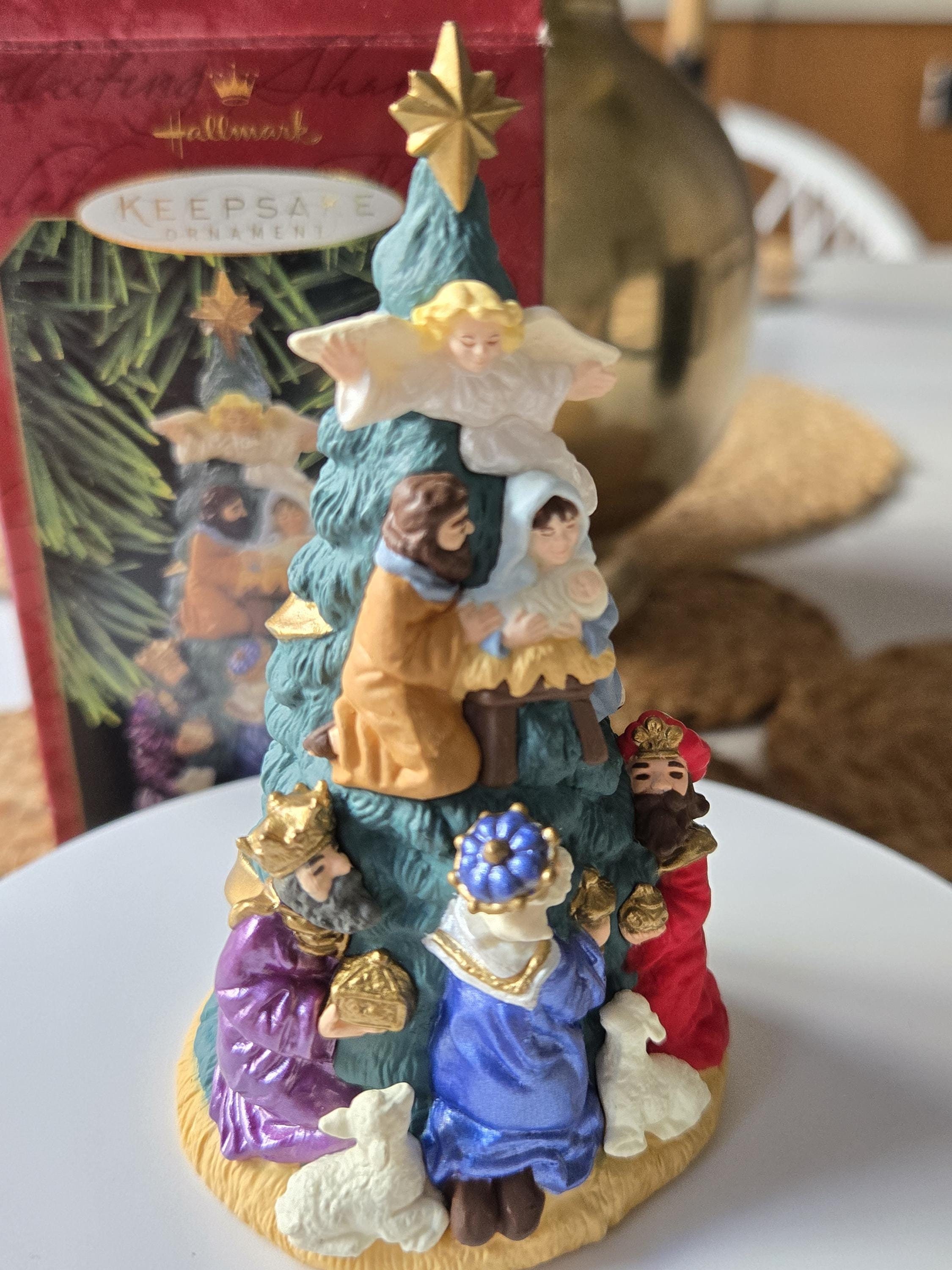 Nativity Tree Ornament Hallmark Keepsake Christmas 1997