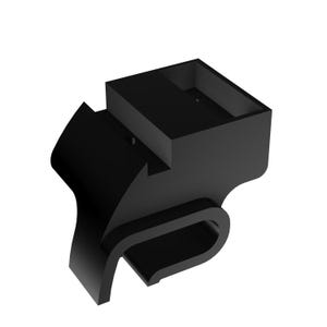 Peut inclure: Une pince en plastique noir avec un dessus rectangulaire, un fond incurvé et un côté en forme de flèche. La pince est conçue pour maintenir quelque chose en place.