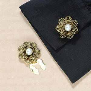 Couvre-boutons floraux vintage : accent nacré, argent ou or, ensemble de 2 pièces
