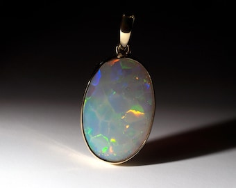 Australian Opal gold necklace 18K gold Reliquia