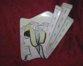 Tasca da parete in ceramica vintage di fabbricazione italiana, dipinta a mano, con volto di donna