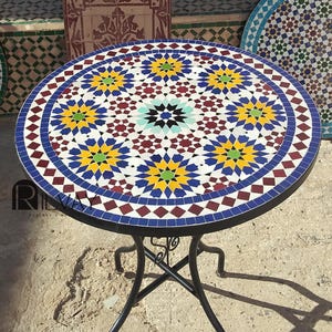 Mosaic Patio Side Table – outdoor mosaic  coffe, dining table, Compact and Elegant Ceramic Tile Table for Your Outdoor Living Area