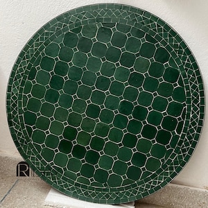 Handmade Green Zellige Mosaic Table – Round Moroccan Tile Table with Geometric Pattern for Patio, Garden or Balcony Decor