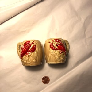 Vintage Lobster Theme Canada Salt and Pepper Shakers - Made in Japan