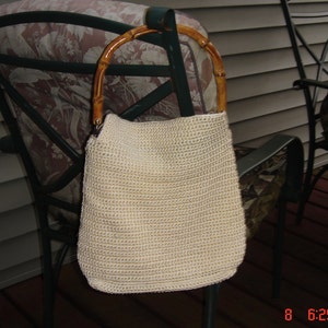 Liz Claiborne Crochet Floral Handbag with Bamboo Handle Very Nice image 2