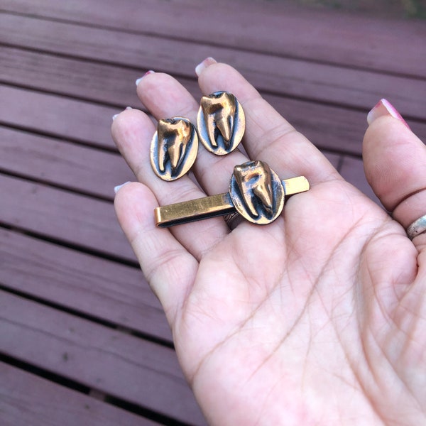 Vintage Copper Tooth/Teeth Themed Tie bar and Matching Cufflinks - Unique