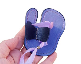 Archery Leather Finger Tab With A Pull Cord