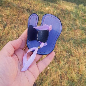 Archery Leather Finger Tab With A Pull Cord