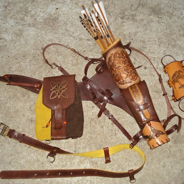 Multifunctional Tooled Leather Quiver, Holding A Bow, A Knife And A Rope, With A Detachable Pouch, A Detachable Backpack And An Arm Guard