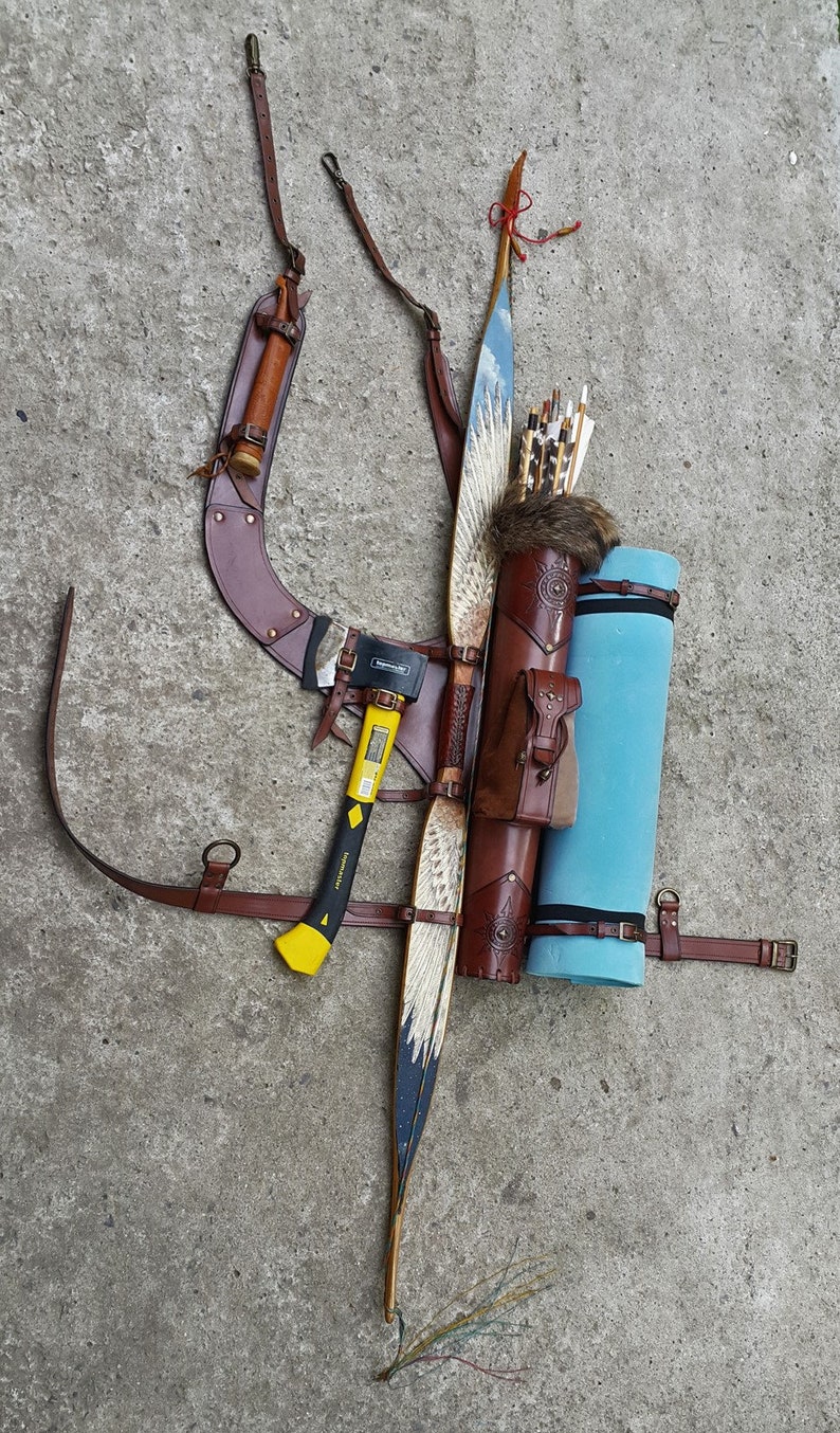 Multifunctional Tooled Leather Quiver, Holding A Bow, An Axe, A Knife And A Rope Or Blanket, With A Detachable Pouch image 9