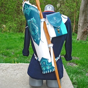 Multifunctional Tooled Leather Quiver Holding a Bow, a Knife and Detachable Pouch Turquoise Dragons image 2