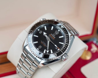 Omega Planet Ocean 43,5mm 215.30.44.21.01.001