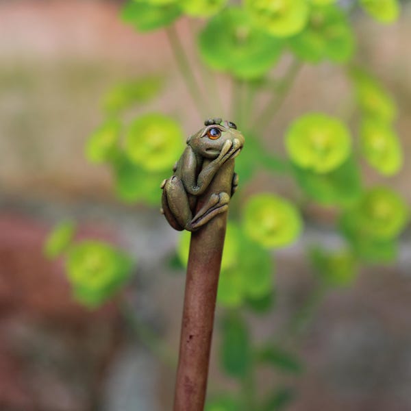 Fermaglio per capelli tribale a forma di rana