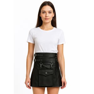 Svart läderkilt för kvinnor – minikjol med hög midja och dubbelspänne, vardagskläder