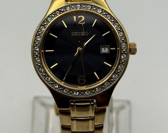 Seiko SQ Presidential Vintage Ladies Watch Black Dial Gold Plated Case Bracelet Vintage Seiko SQ Watch Women Gold on Gold Tone Presidential  main image 3