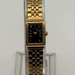 Vintage Seiko 1F20-5F60 Gold Tone Black Dial Quartz Bracelet Watch Running Japan Vintage Seiko 1F20 Ladies Gold Tone Tank Dress Watch Gift  main image 4