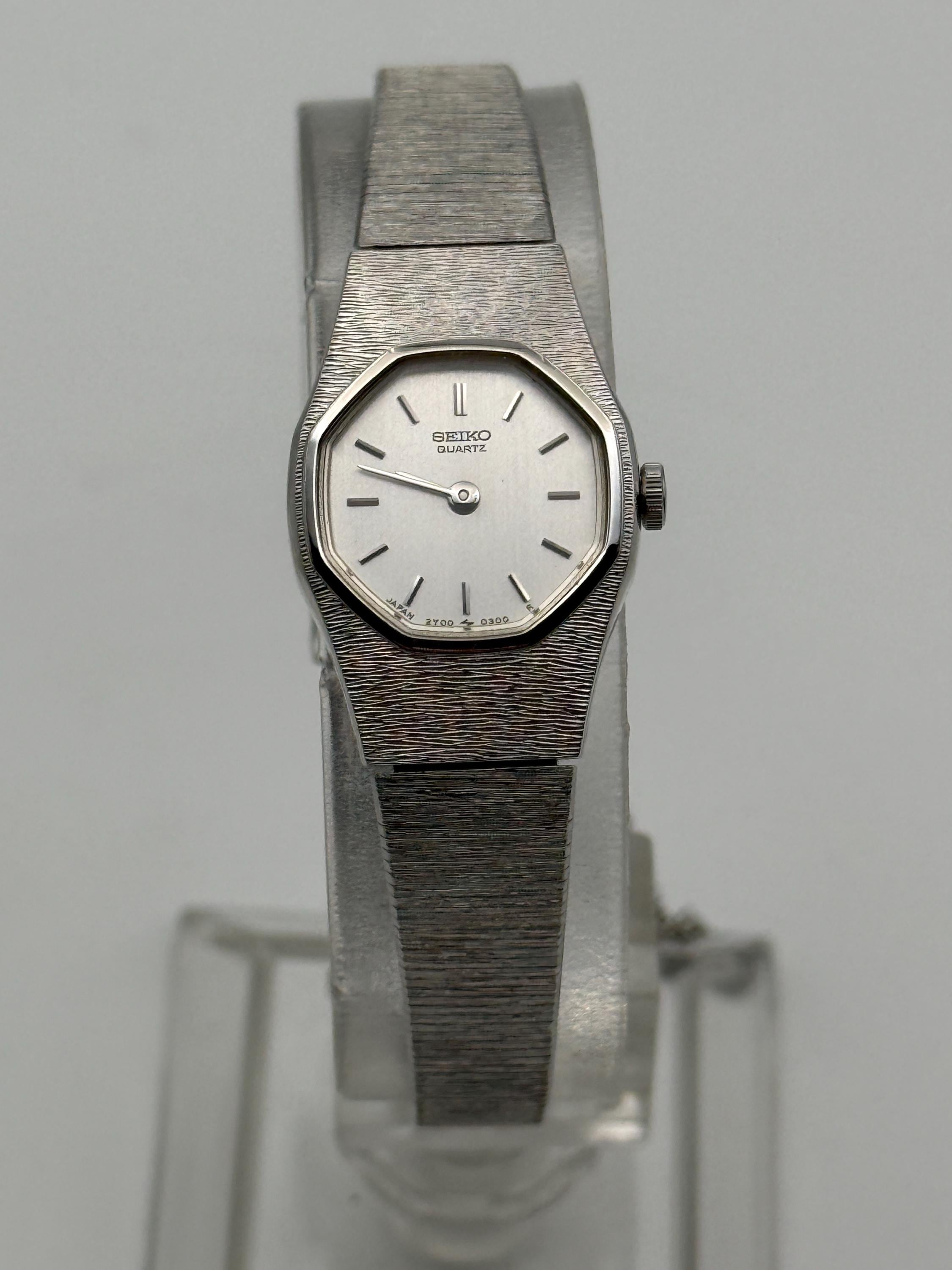 SEIKO セイコー ヴィンテージ 2Y00-0B20 クォーツ 腕時計 Seiko 2y00 Watches - Etsy