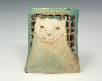 Green Cat- wallpocket by Margaret Wozniak