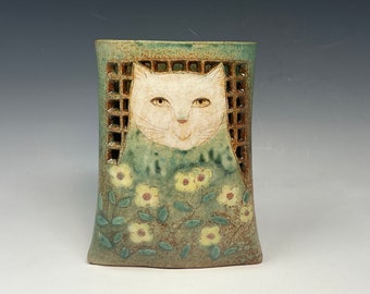 Green Cat with flowers - wallpocket by Margaret Wozniak