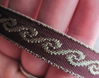 jacquard woven WAVE ribbon in Raisin BROWN and GOLD