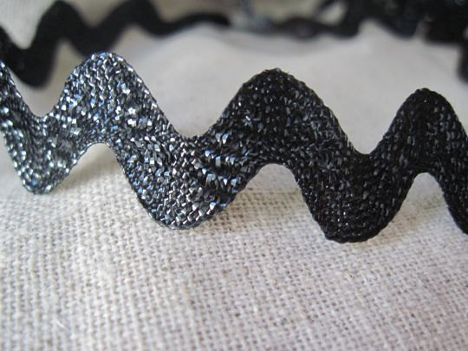 BLACK Sparkle Metallic Rick Rack Etsy