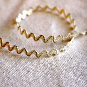 White and metallic gold stitch MINI Ric Rac