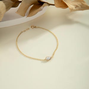 14K Gold Natural White Agate Bracelet