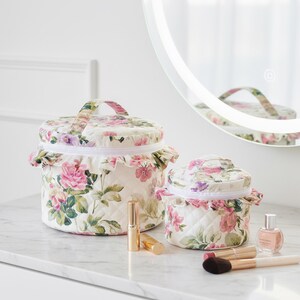 Makeup Bag Pattern PDF Sewing Pattern Gift Idea for Mom Step Instructions Digital File Instant Access Quilted Cosmetic Bag Patterns PDF Sewing Project Step Guide Cute Gift Idea  Bathroom Storage Vanity Case Video Tutorial Instant Download