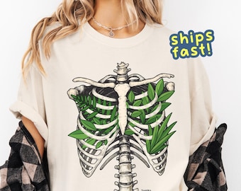 Spooky Skeleton Monstera Plant Shirt - Comfort Colors Graphic Tee