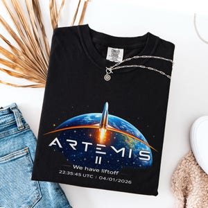 Artemis II rocket launch shirt – NASA space exploration graphic tee, moon mission fan gift, astronomy unisex t-shirt