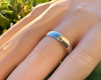 10k White Gold Wedding Band • Vintage Minimalist Stacking Ring •  Size 7 •