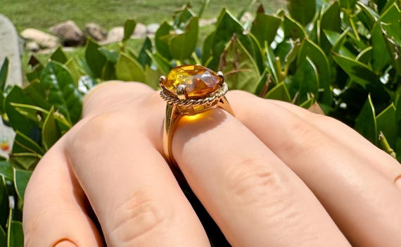 Vintage Style 14k Yellow Gold Citrine Ring: 5.5ct… - image 2
