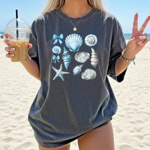 Seashell T-Shirt, Seashell Shirt, Beach Lover, Ocean Lover Gift, Seashell T-Shirt, Summer Vibes Tee, Summer Shirt, Summer Ocean T-Shirt