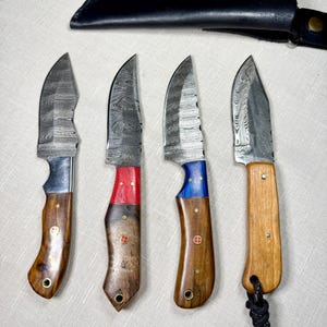 8 inch Damascus steel knife with sheath