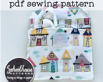 Easy wallet PDF sewing pattern in 2 sizes for your earbuds & cash. Envelope system wallet sewing pattern - great for beginners