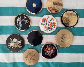 Polveras Stratton vintage: elige tu favorita: colección de 10 polveras británicas de los años 50 a 70