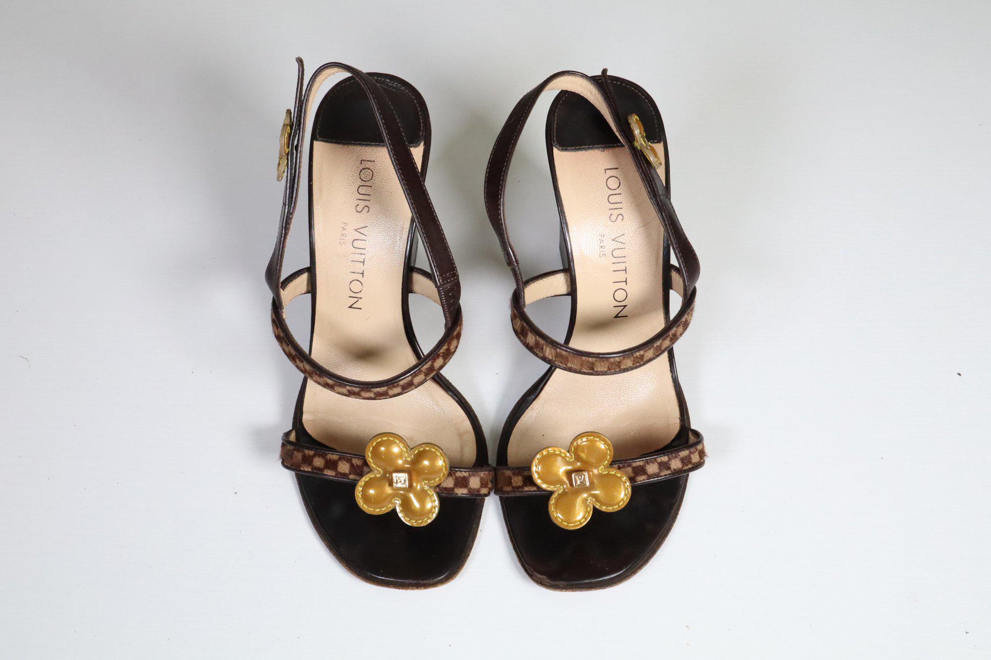 ルイ・ヴィトン ダミエ カーフヘア サンダル：フローラルヒール