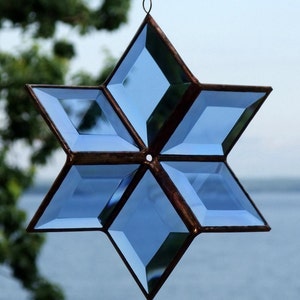 Stained Glass Geometric Star Suncatcher, Blue Crystal Glass Hanging Sculpture Ornament, Indoor Outdoor Garden Art, Handcrafted in Canada image 5