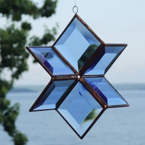 Stained Glass Geometric Star Suncatcher, Blue Crystal Glass Hanging Sculpture Ornament, Indoor Outdoor Garden Art, Handcrafted in Canada image 1