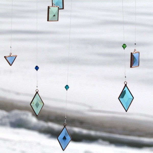 Aqua geométrico colgante cobre y móvil azul verde turquesa cristal