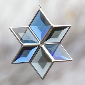 Morphing 3D Glass Crystal Star Suncatcher, Blue Gray Silver Color Geometric Ornament, Indoor Outdoor Gift Idea for Him or Her Made in Canada