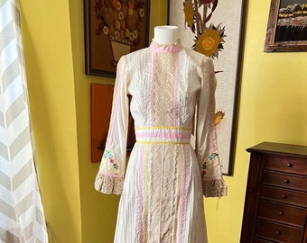 Vintage Bridal Gown Dress Embroidered Lace 70s Boho Pink