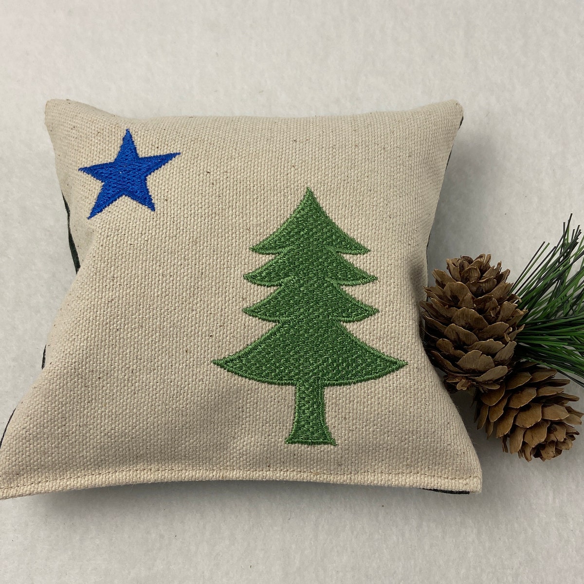 Balsam Fir Pillow, Vintage Maine Flag, Embroidered, Maine Balsam Pillow - Etsy