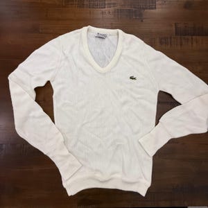 Vintage IZOD Lacoste V Neck Sweater Mens Cream Knit Jumper Pullover Classic sz S