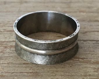 Vintage Sterling Silver Band Ring Size 7