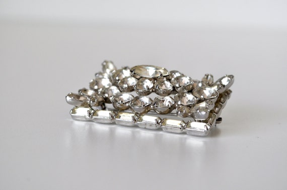 Larve Vintage Art Deco Rhinestone Brooch - image 5