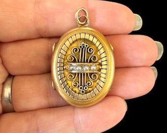 Antique Victorian Double Photo Locket Circa Late 1800s