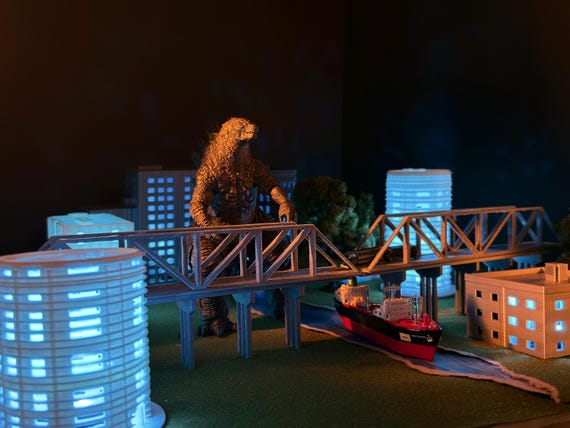 19" Steel Truss Bridge & Building Set: Godzilla Diorama - 3D Printed