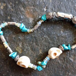 Turquoise Chips And Skull Bracelet